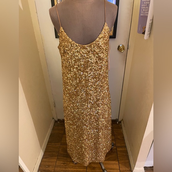 Gold Zara women’s midi sequined dress - Picture 2 of 13
